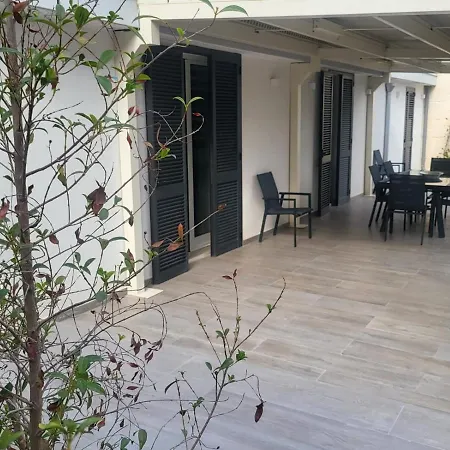 Overlooking Tamborino Appartement Lecce