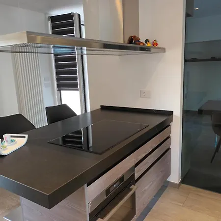 Overlooking Tamborino ليتشي